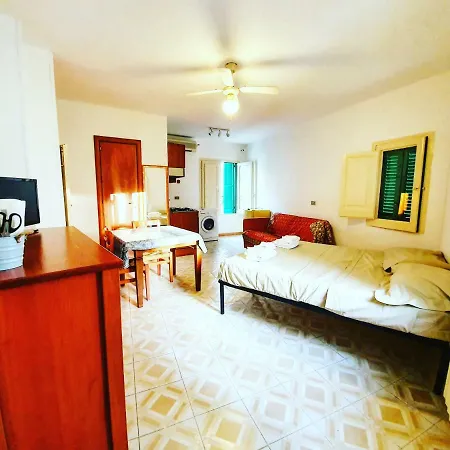 Nel Chiasso. * Monopoli